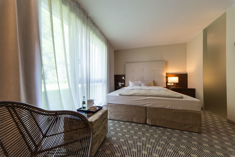 Seehotel Ketsch Schwetzingen Kültér fotó