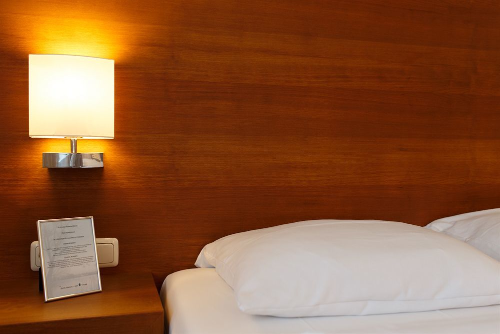 Seehotel Ketsch Schwetzingen Kültér fotó